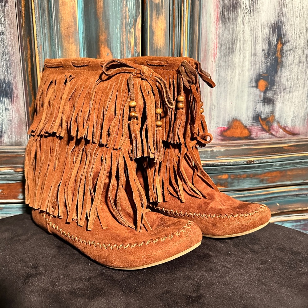 Real Leather Frey Boots, Like new, casual fall wear